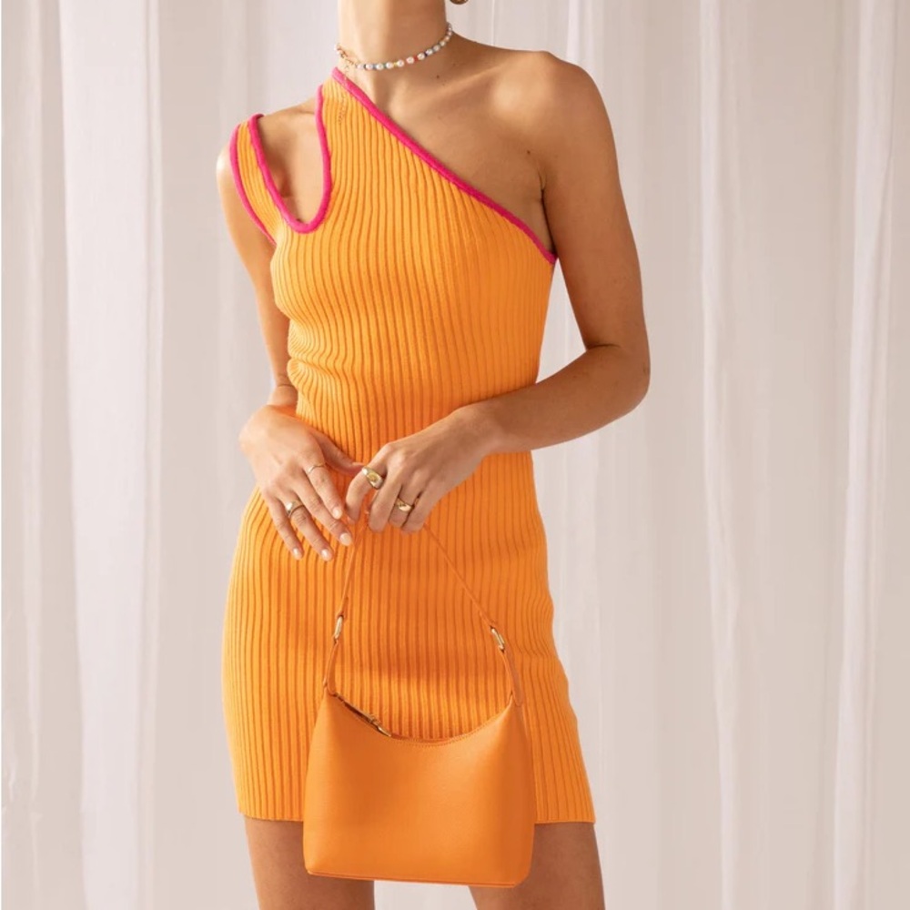 🌟🍊 Easy on the Eyes S-M Body-con Dress in Tangerine by Pepper Mayo - NWT! 🌸💕